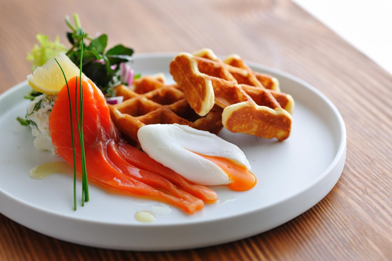 旭川星野omo7度假酒店 外观 照片 Salmon and potato waffles