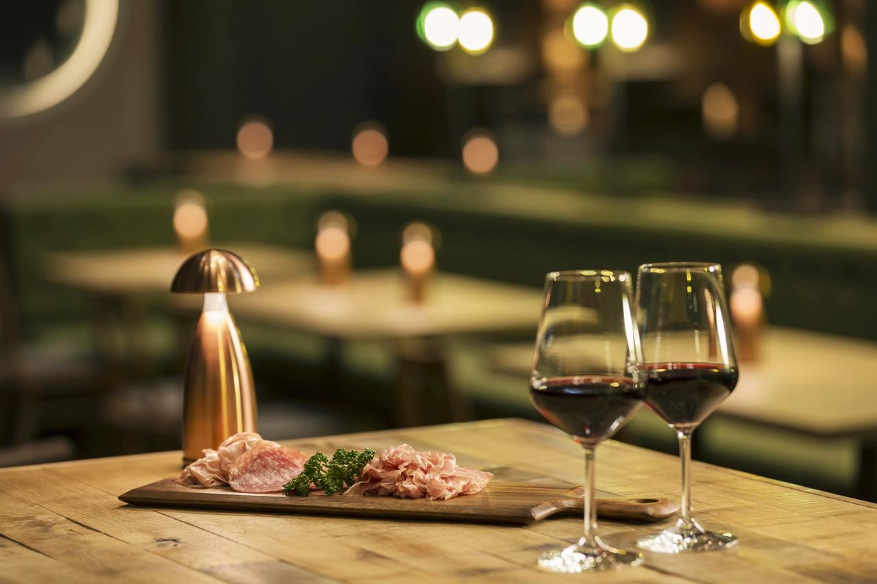 旭川星野omo7度假酒店 外观 照片 Wine and tapas
